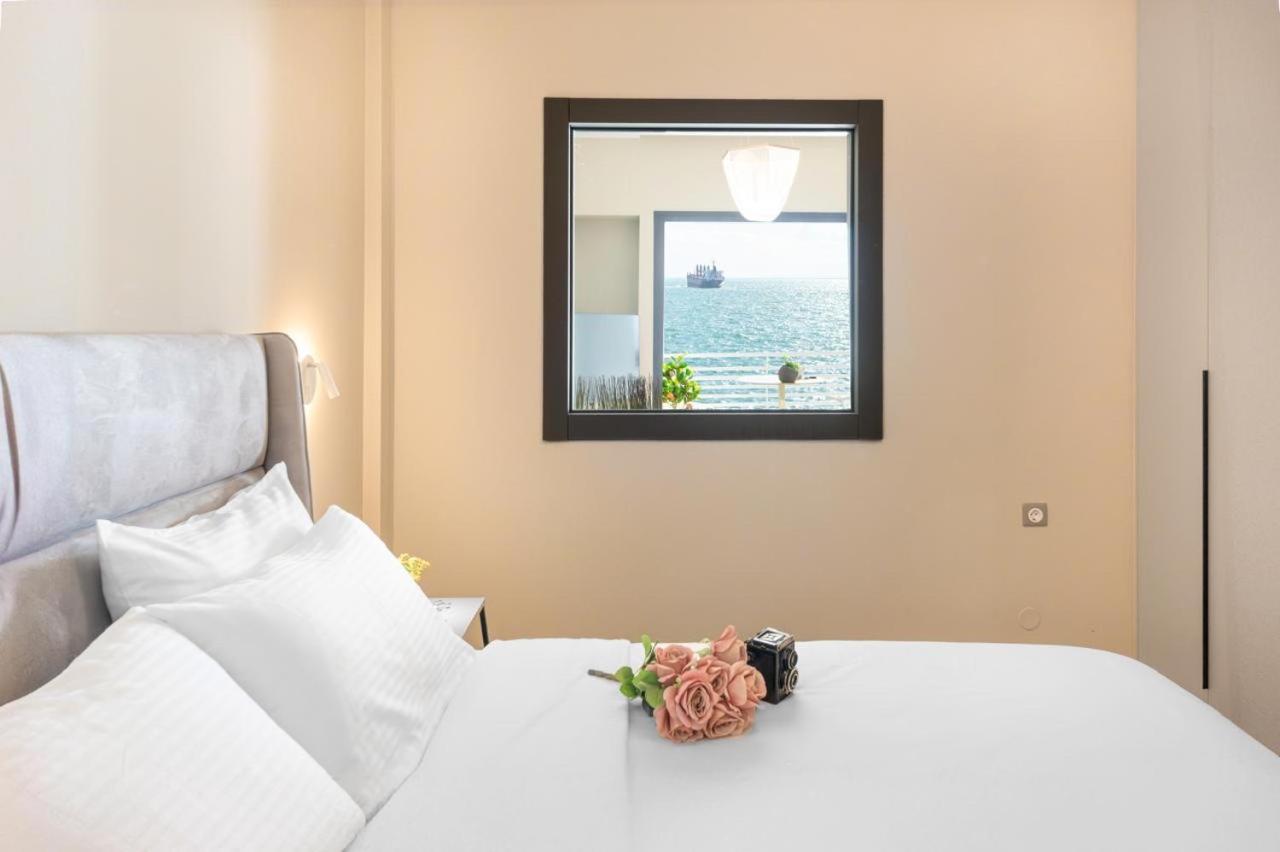 Iconic Salonica Suite Seafront מראה חיצוני תמונה